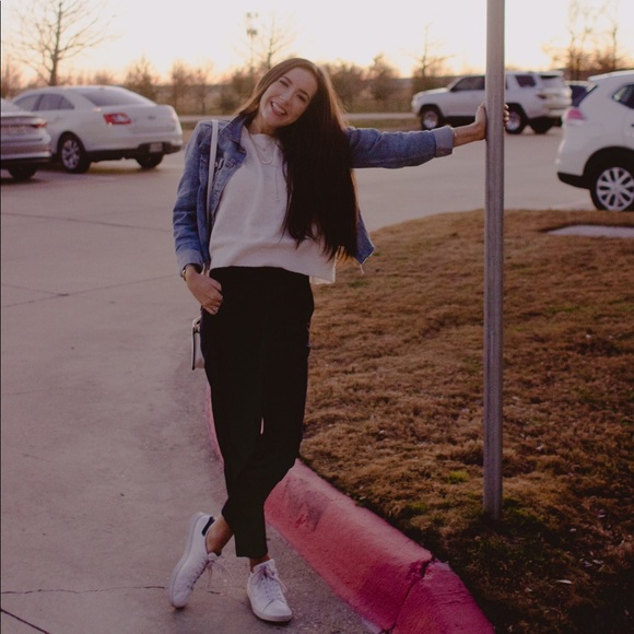 Meet the Posher - Picture 4 of 8